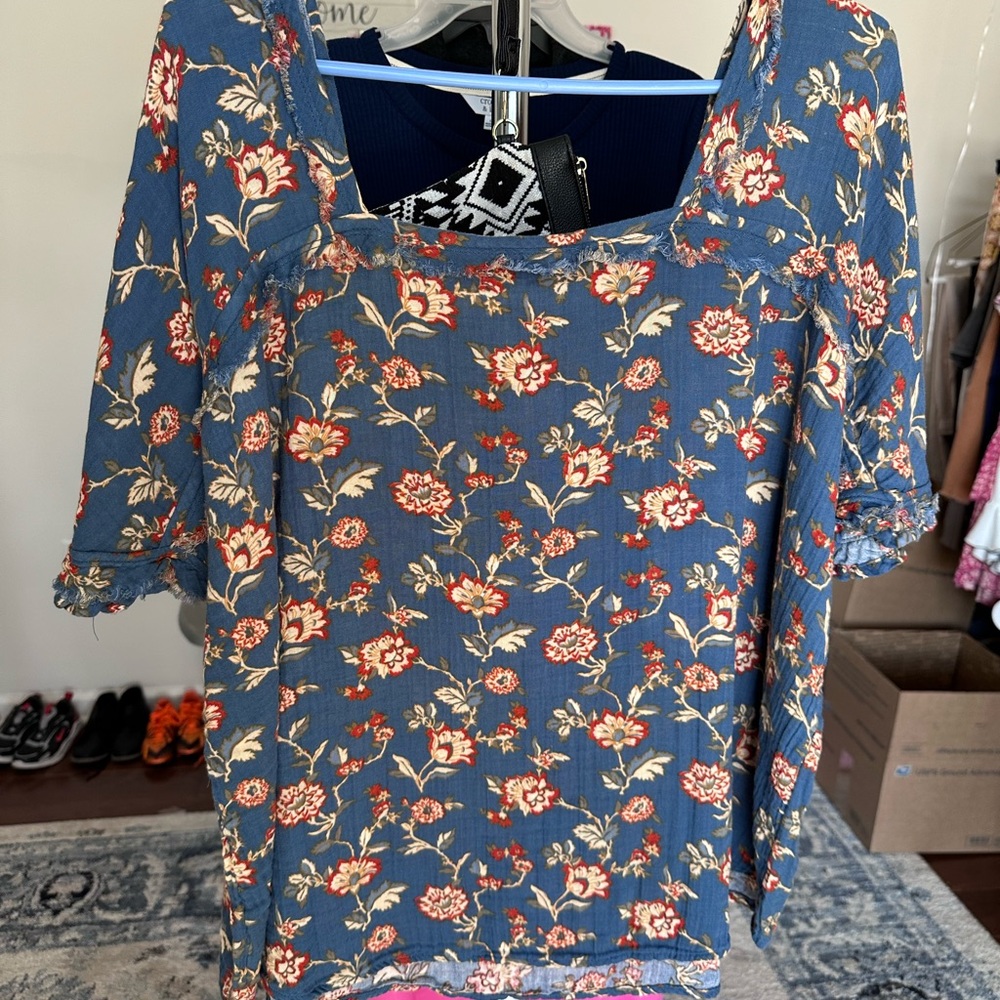 NWT Wonderly Blue and Red Floral Boho Gauze Top Ruffle Fringe XL - Picture 6 of 6
